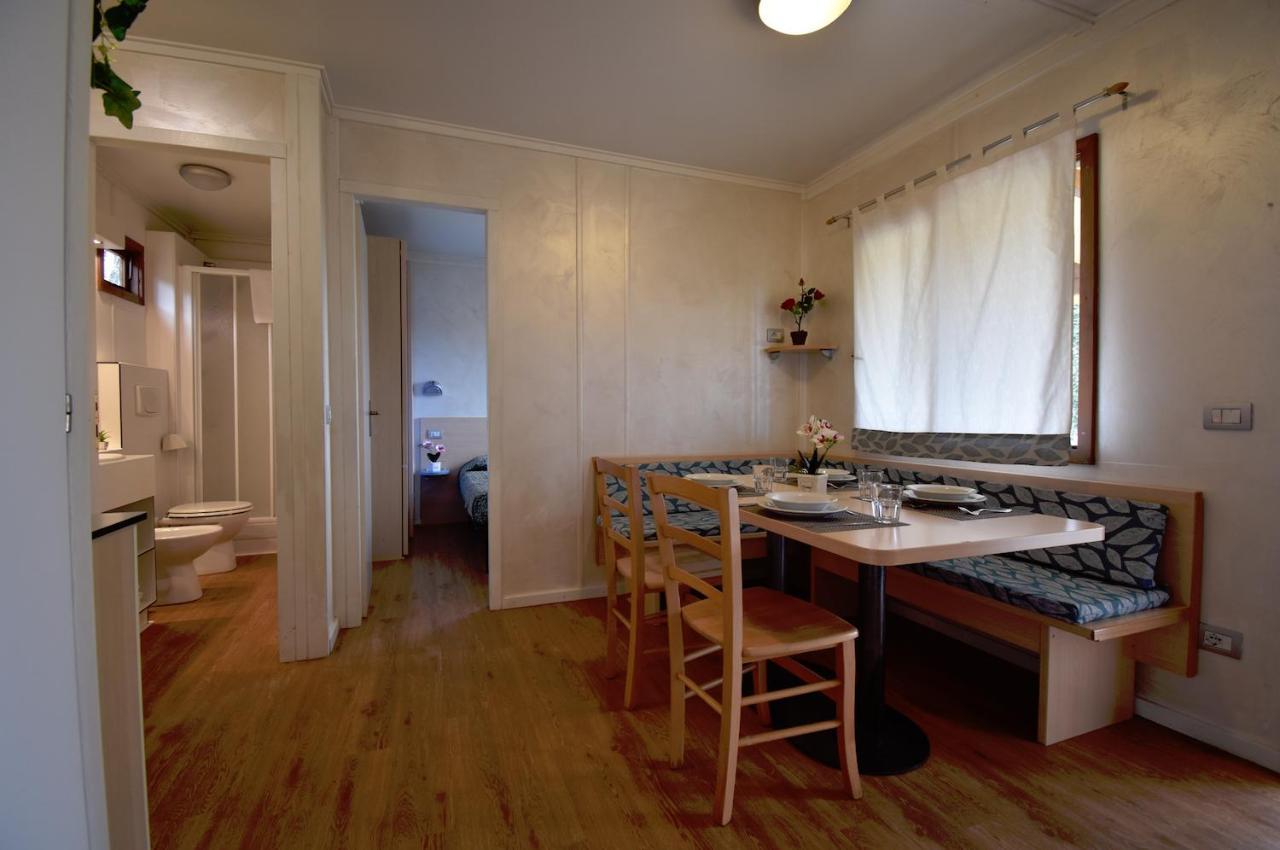 Agriturismo B&B Corte Tonolli วาเลจโจ ซูล มินโช ภายนอก รูปภาพ