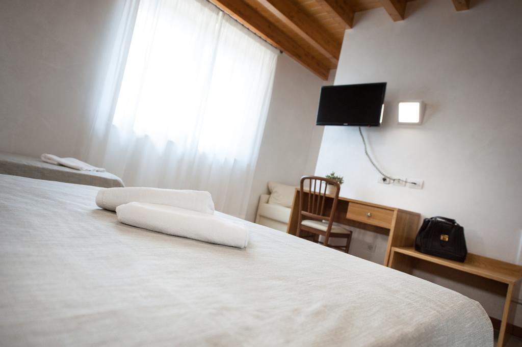 Agriturismo B&B Corte Tonolli วาเลจโจ ซูล มินโช ห้อง รูปภาพ