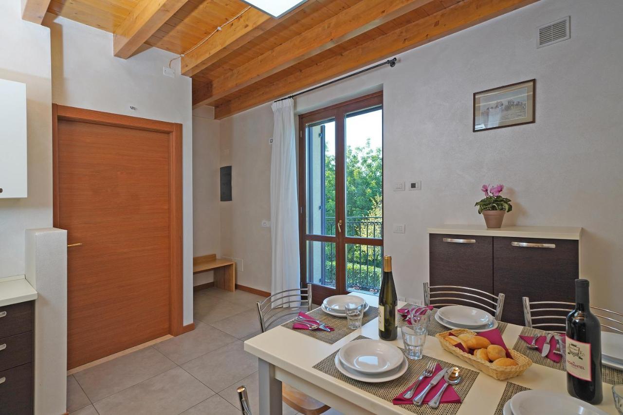 Agriturismo B&B Corte Tonolli วาเลจโจ ซูล มินโช ภายนอก รูปภาพ